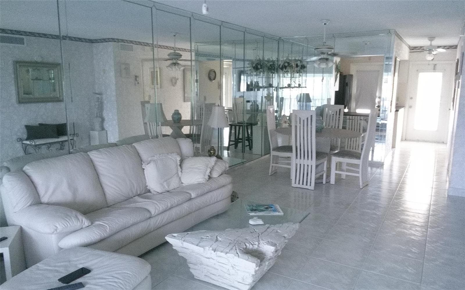 460 Paradise Isle Boulevard 301 photo 4