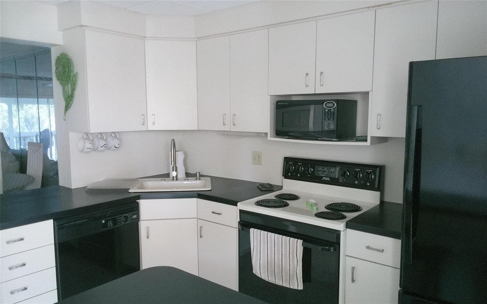 460 Paradise Isle Boulevard 301 photo 8