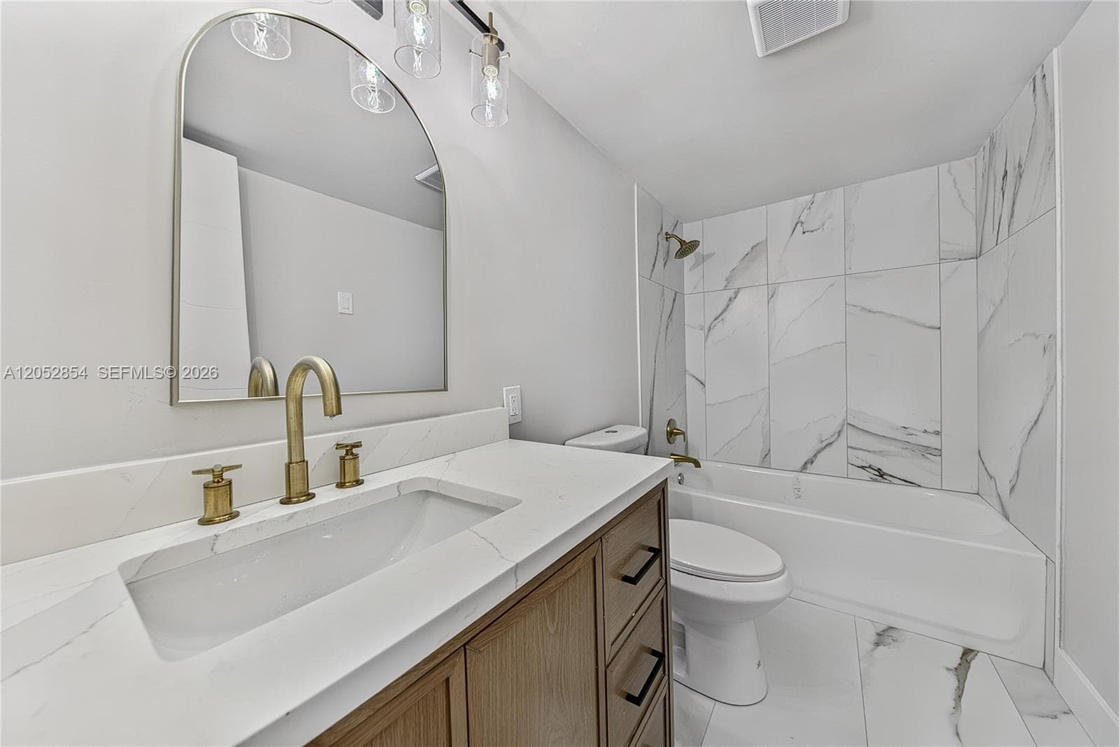155 Isle Of Venice Dr 602 photo 20