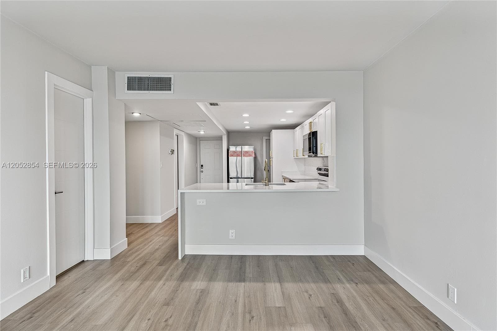 155 Isle Of Venice Dr 602 photo 8