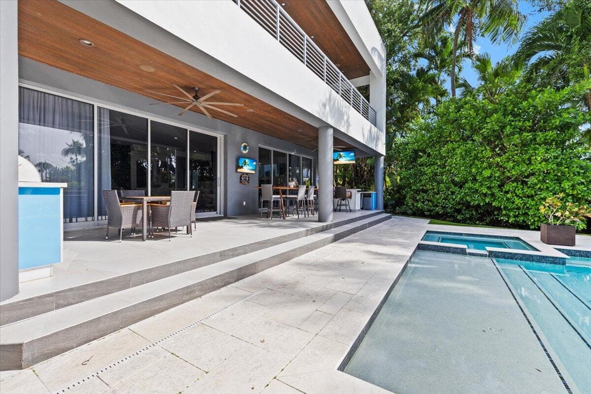 1304 SW 9th Street photo 12