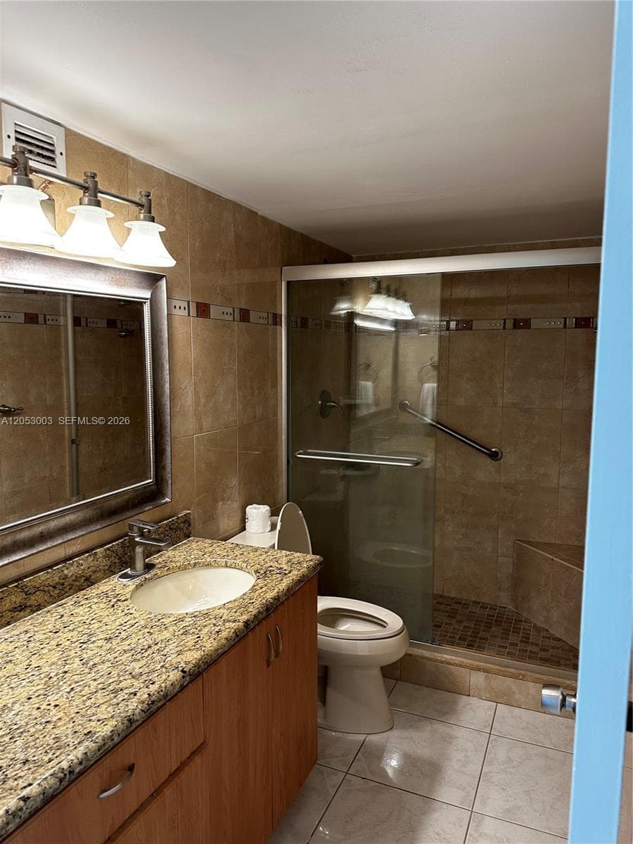 3800 E Ocean Dr 1518 photo 17