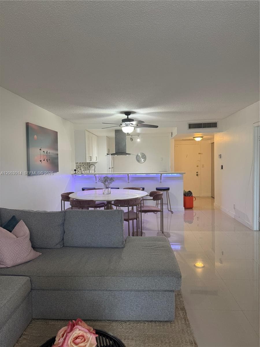 600 Three Islands Blvd 317 photo 8