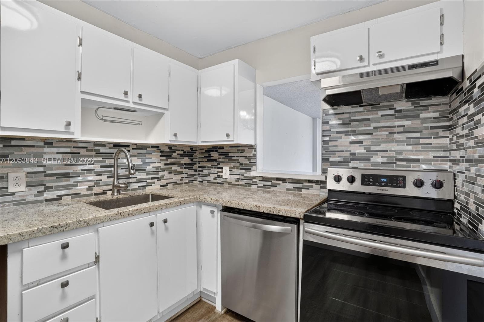 1228 West Ave 1405 photo 10