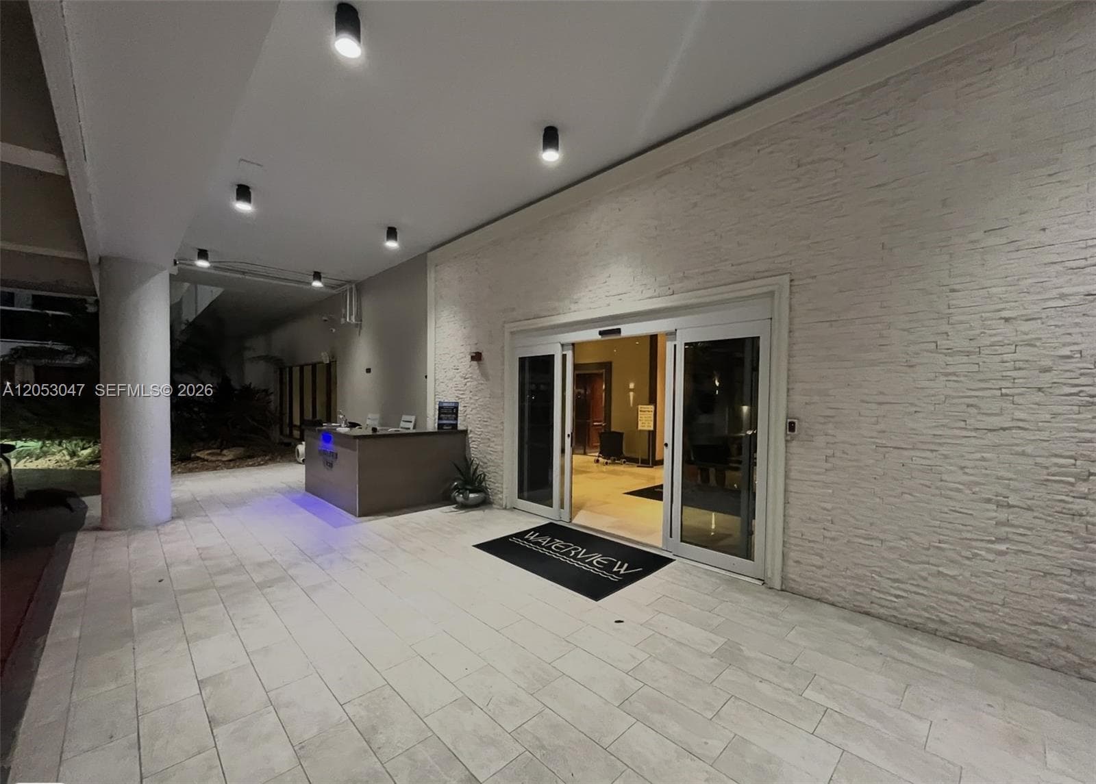 20505 E Country Club Dr 1033 photo 14