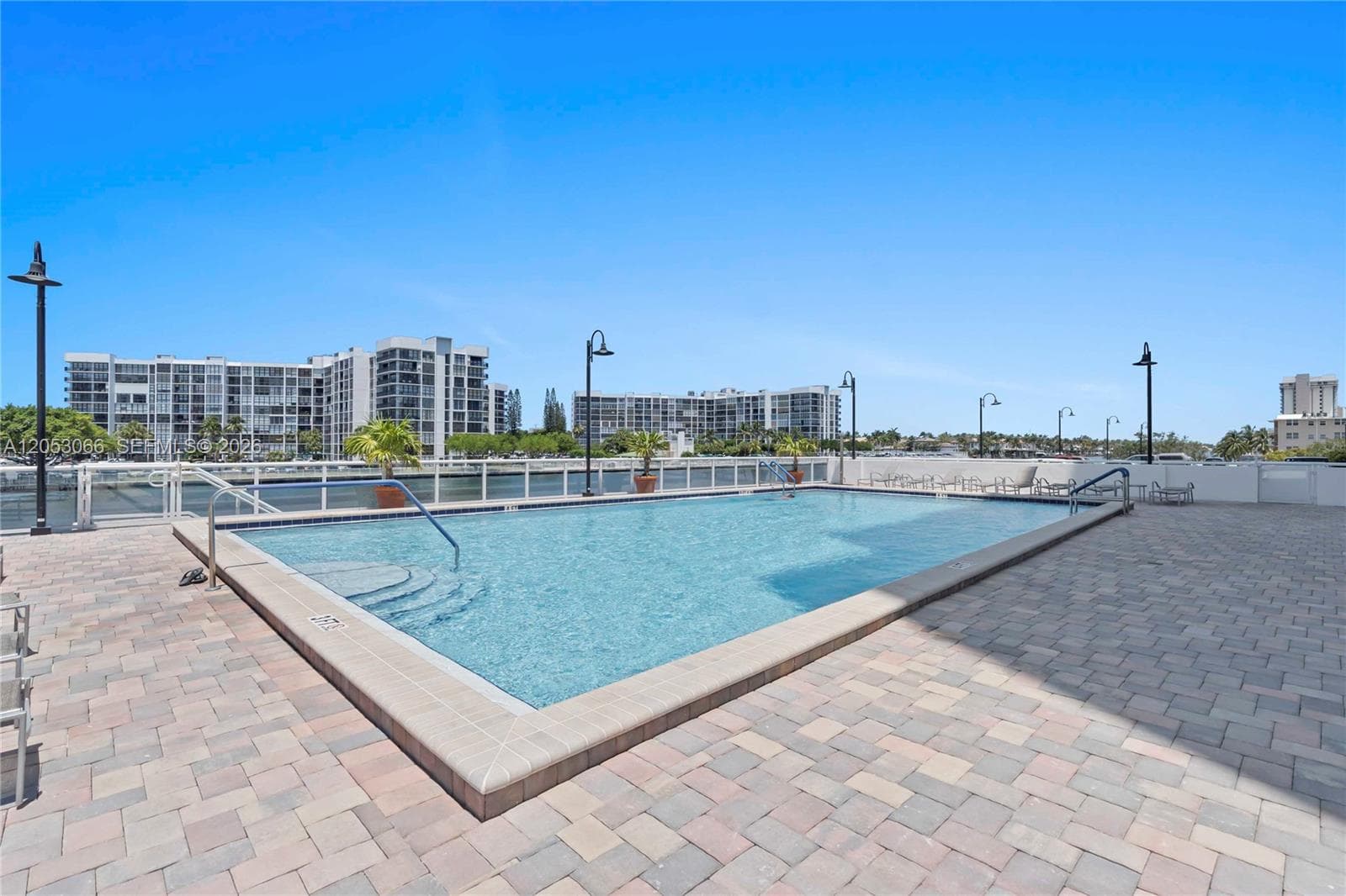 3000 S Ocean Dr 1516 photo 16