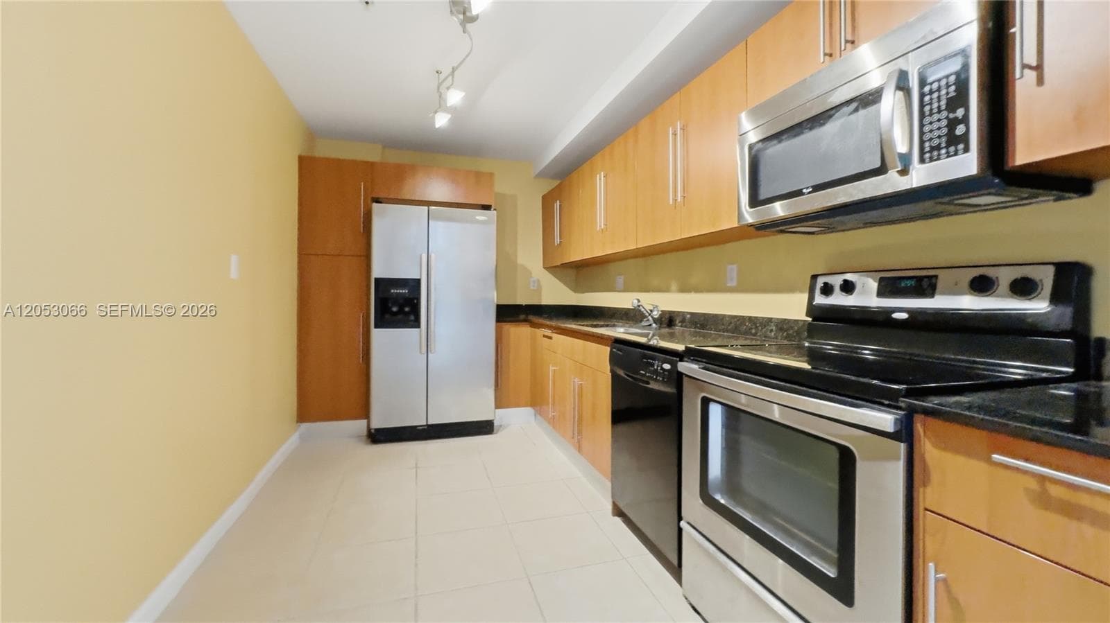 3000 S Ocean Dr 1516 photo 11