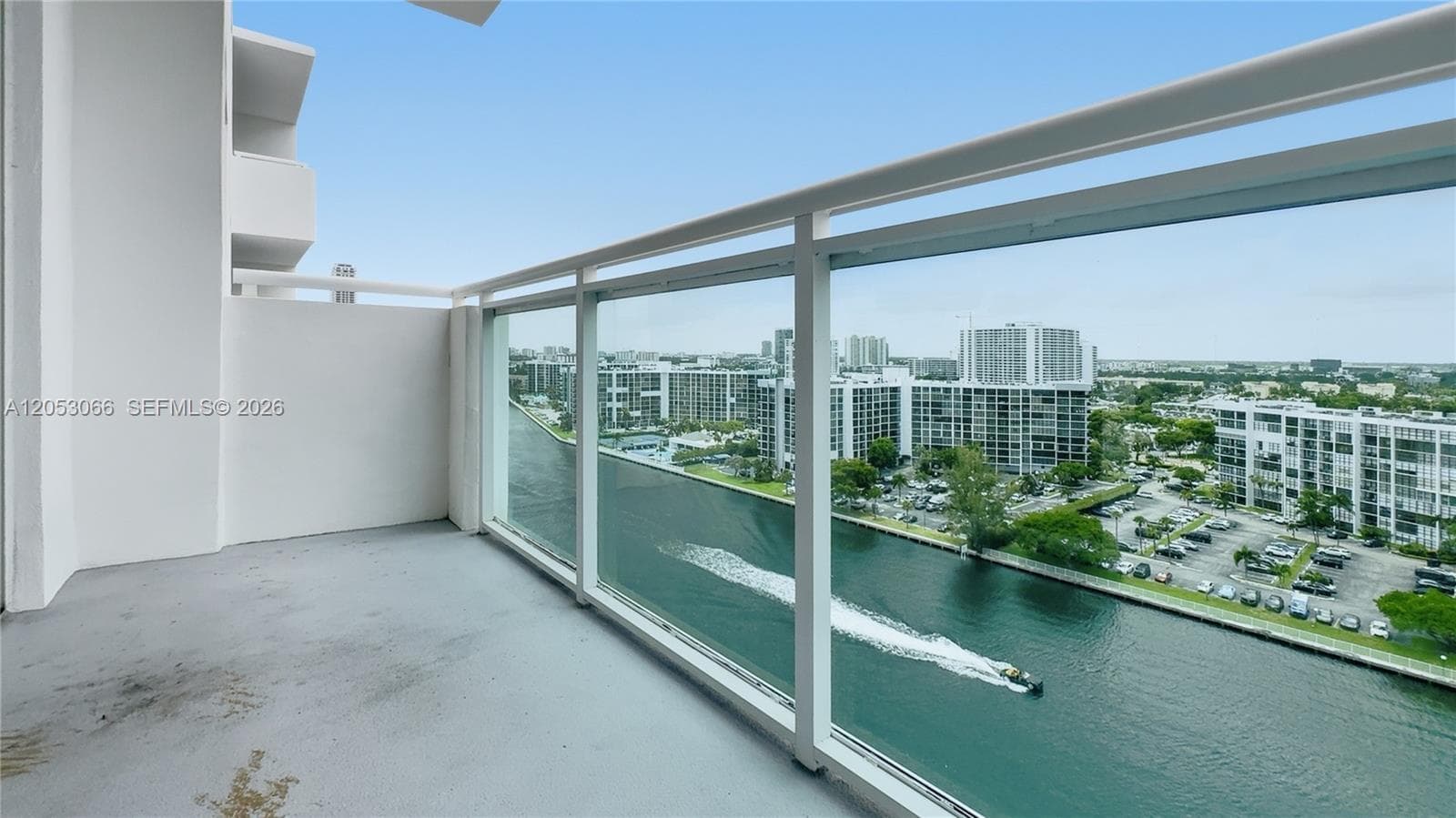 3000 S Ocean Dr 1516 photo 4