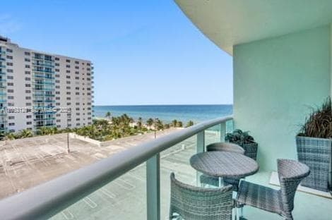 3901 S Ocean Dr 7C photo 2