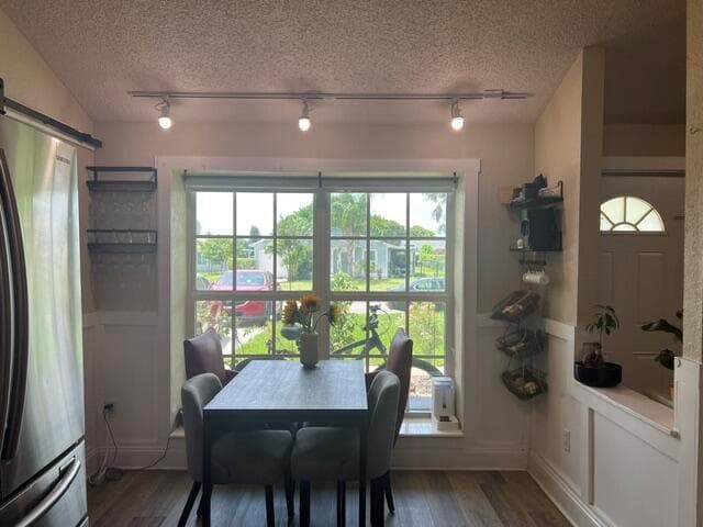9145 Chrysanthemum Drive photo 8