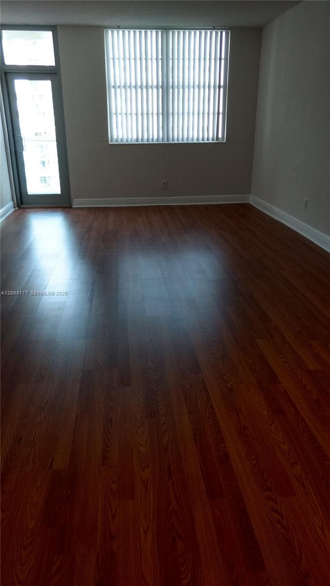 19390 Collins Avenue 1014 photo 11