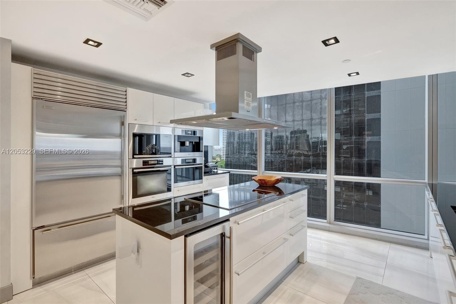 17121 Collins Ave 808 photo 6