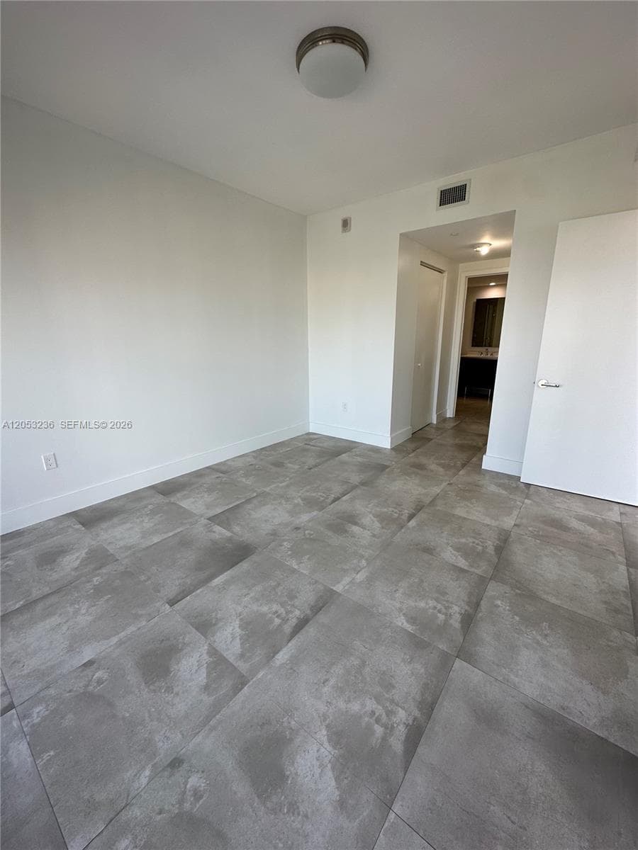 488 NE 18th St 3500 photo 19