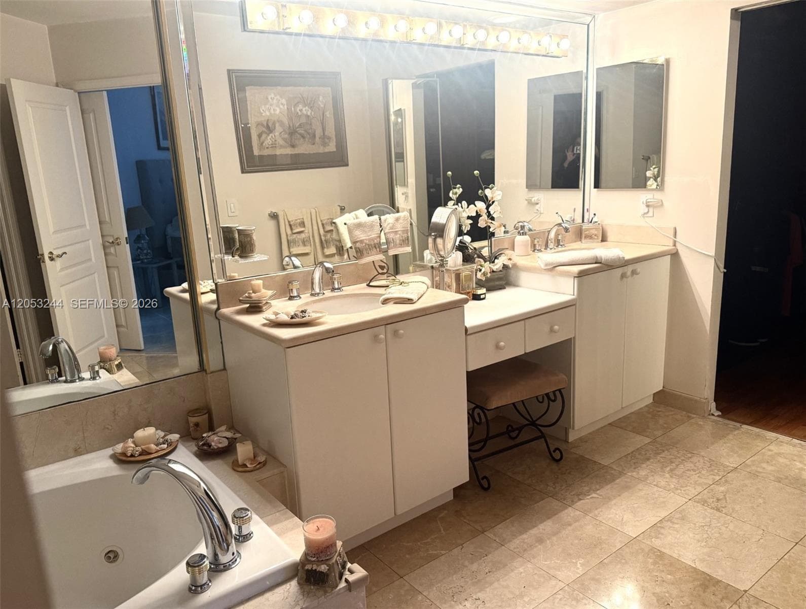 8925 Collins Ave 11J photo 6