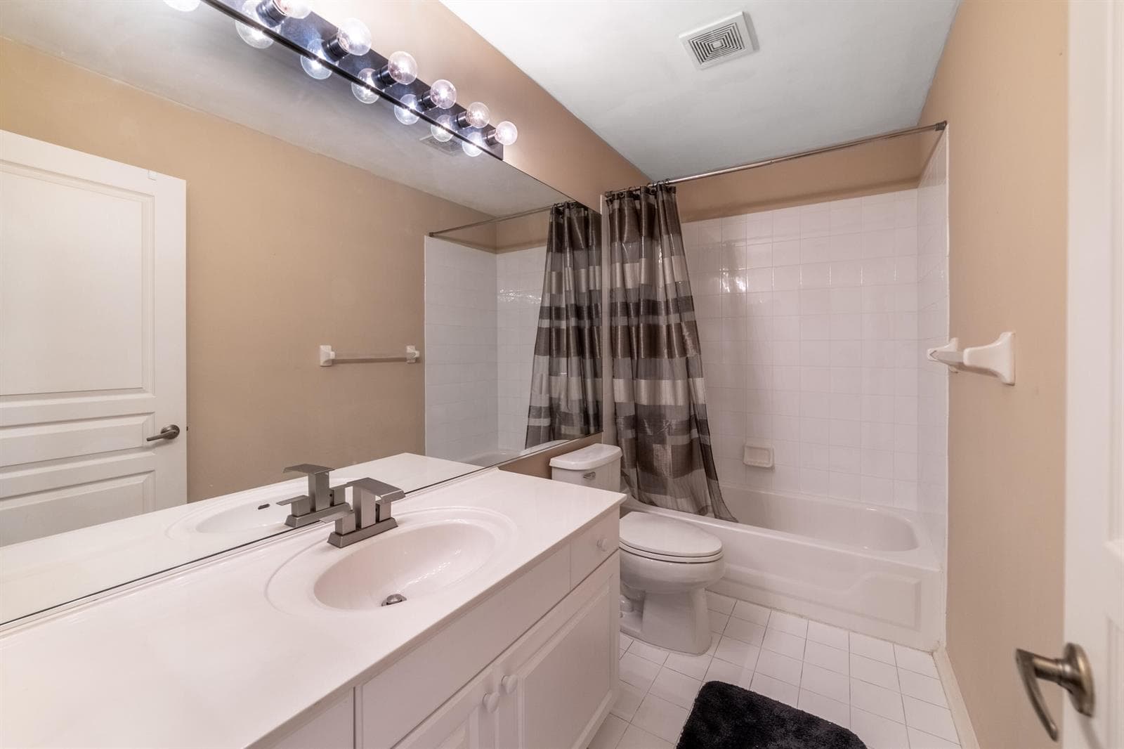 21486 SAINT ANDREWS GRAND Circle 16 photo 8
