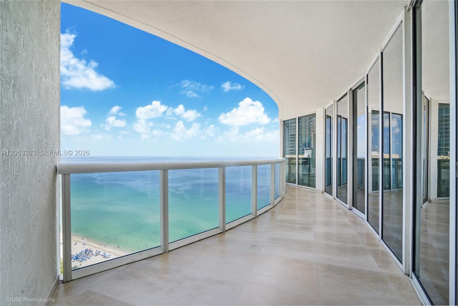 17201 Collins Ave 2502 photo 3