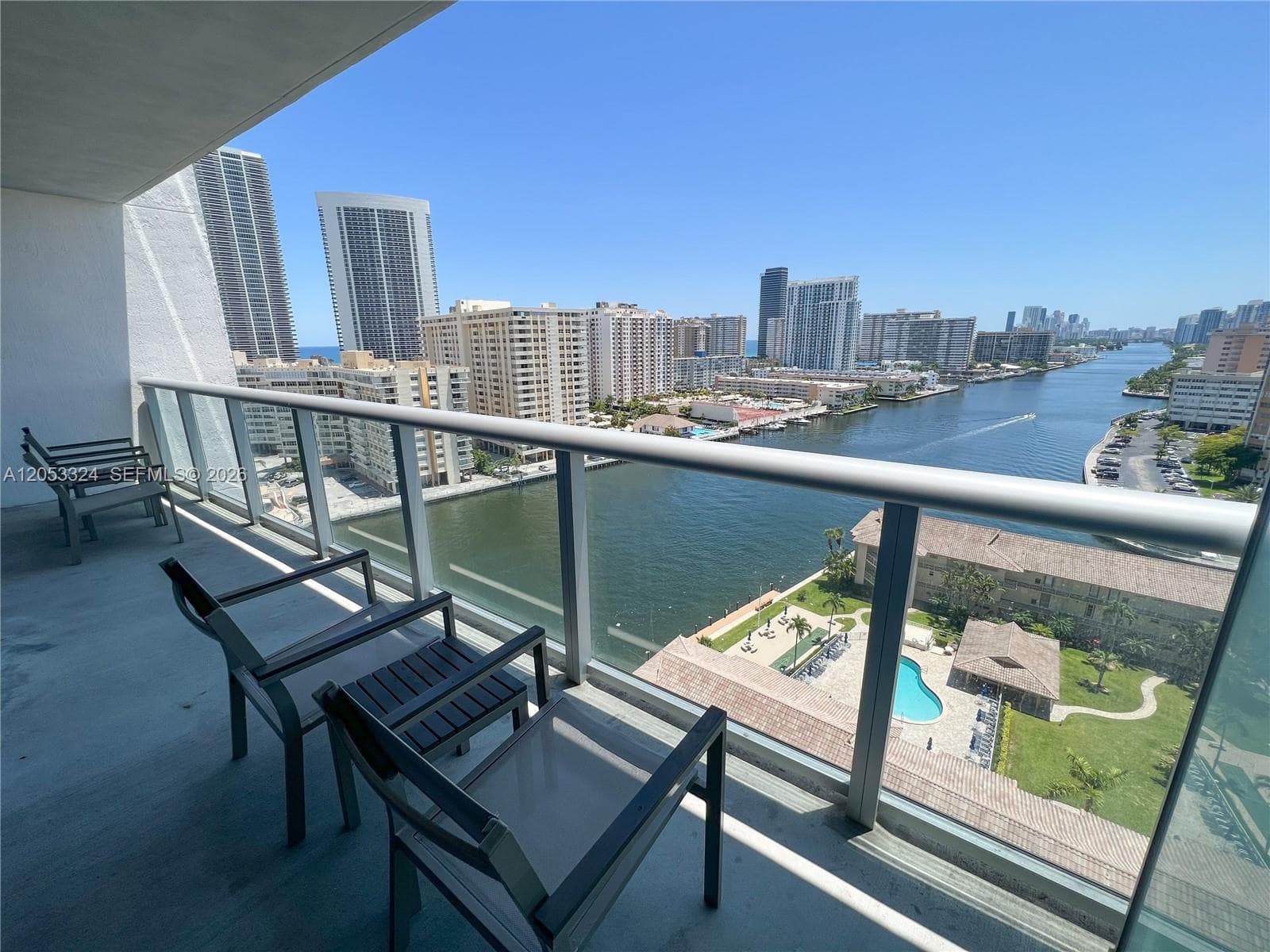 2602 E Hallandale Beach Blvd R1503 photo 22