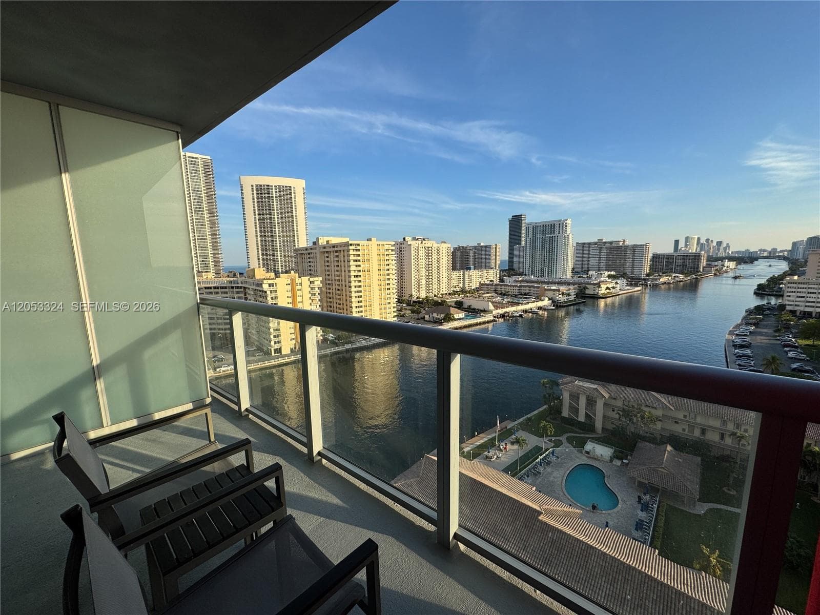 2602 E Hallandale Beach Blvd R1503 photo 3