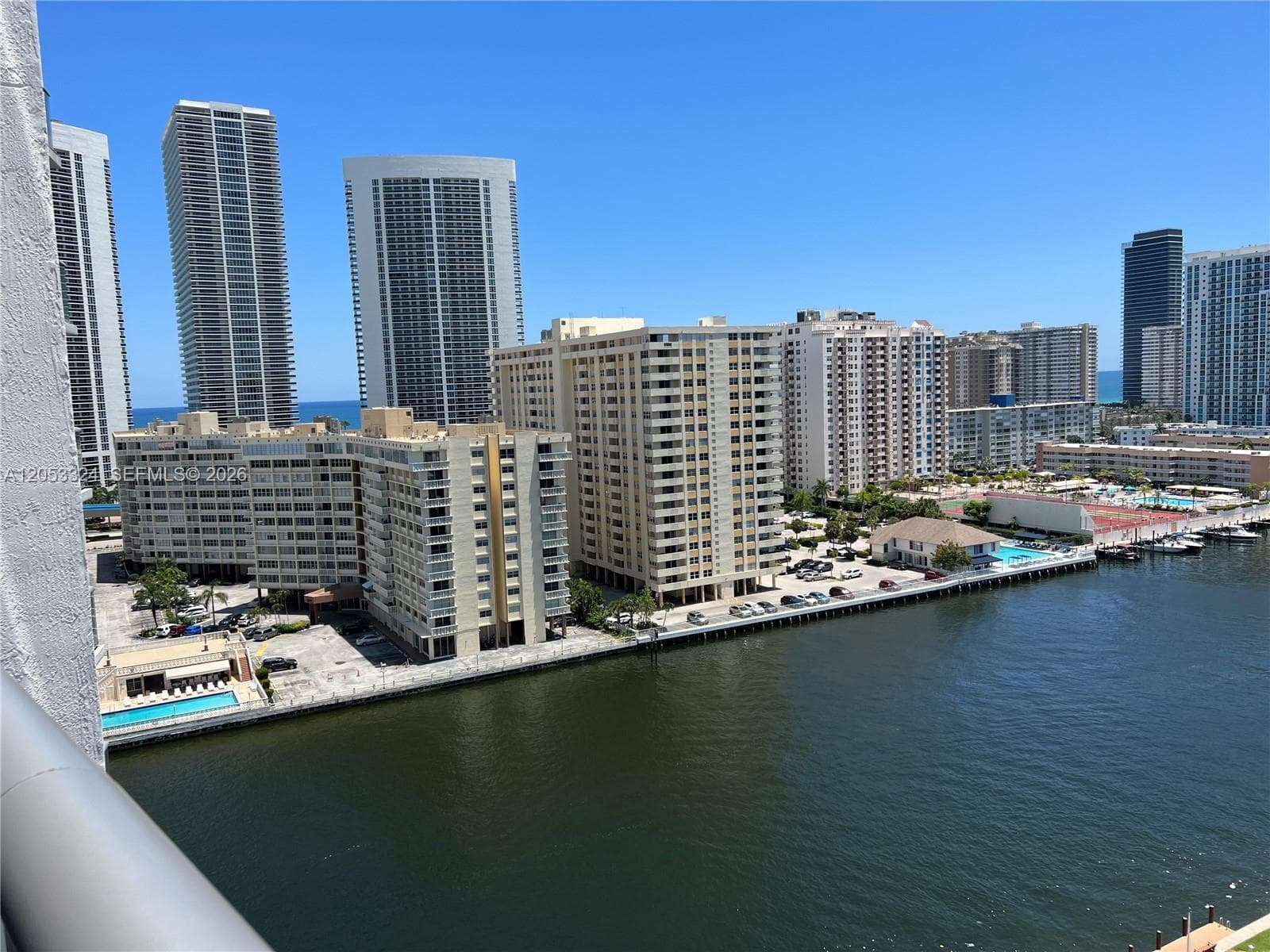 2602 E Hallandale Beach Blvd R1503 photo 11