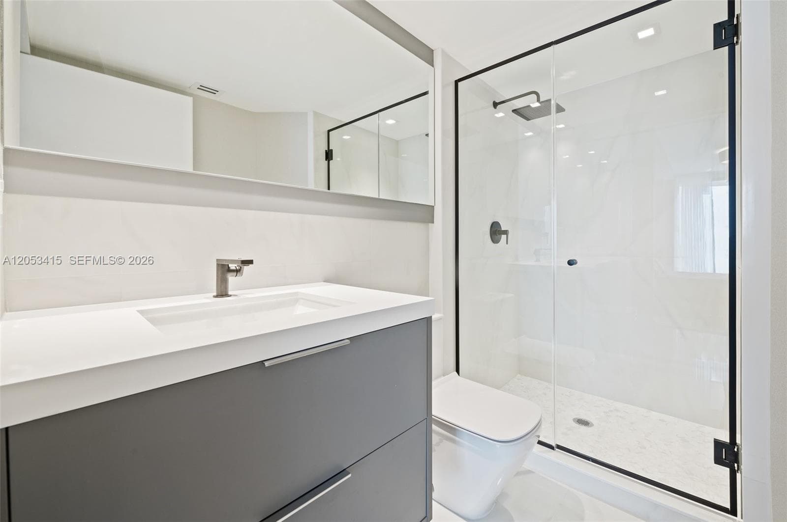 18671 Collins Ave 2103 photo 19