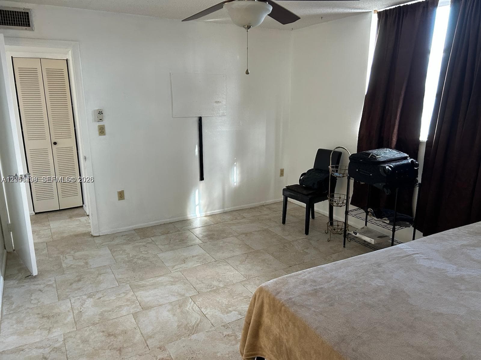3750 NE 170th St 311 photo 15