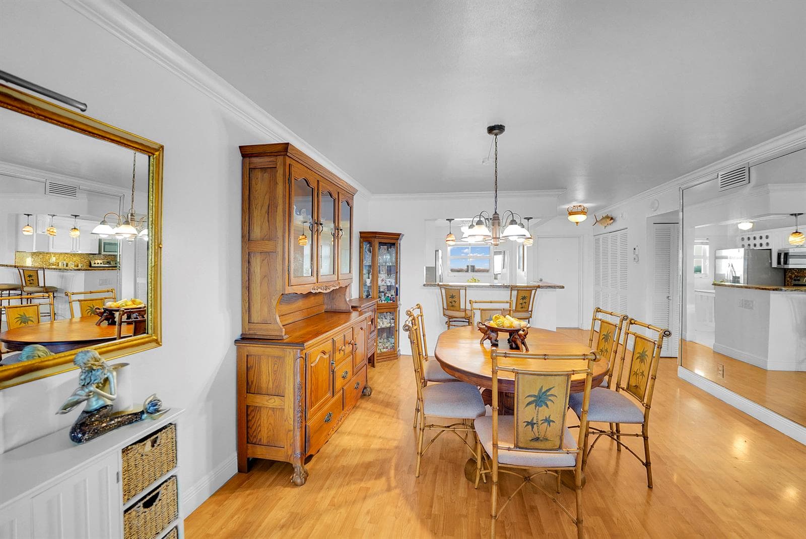 111 N POMPANO BEACH Boulevard 1611 photo 23