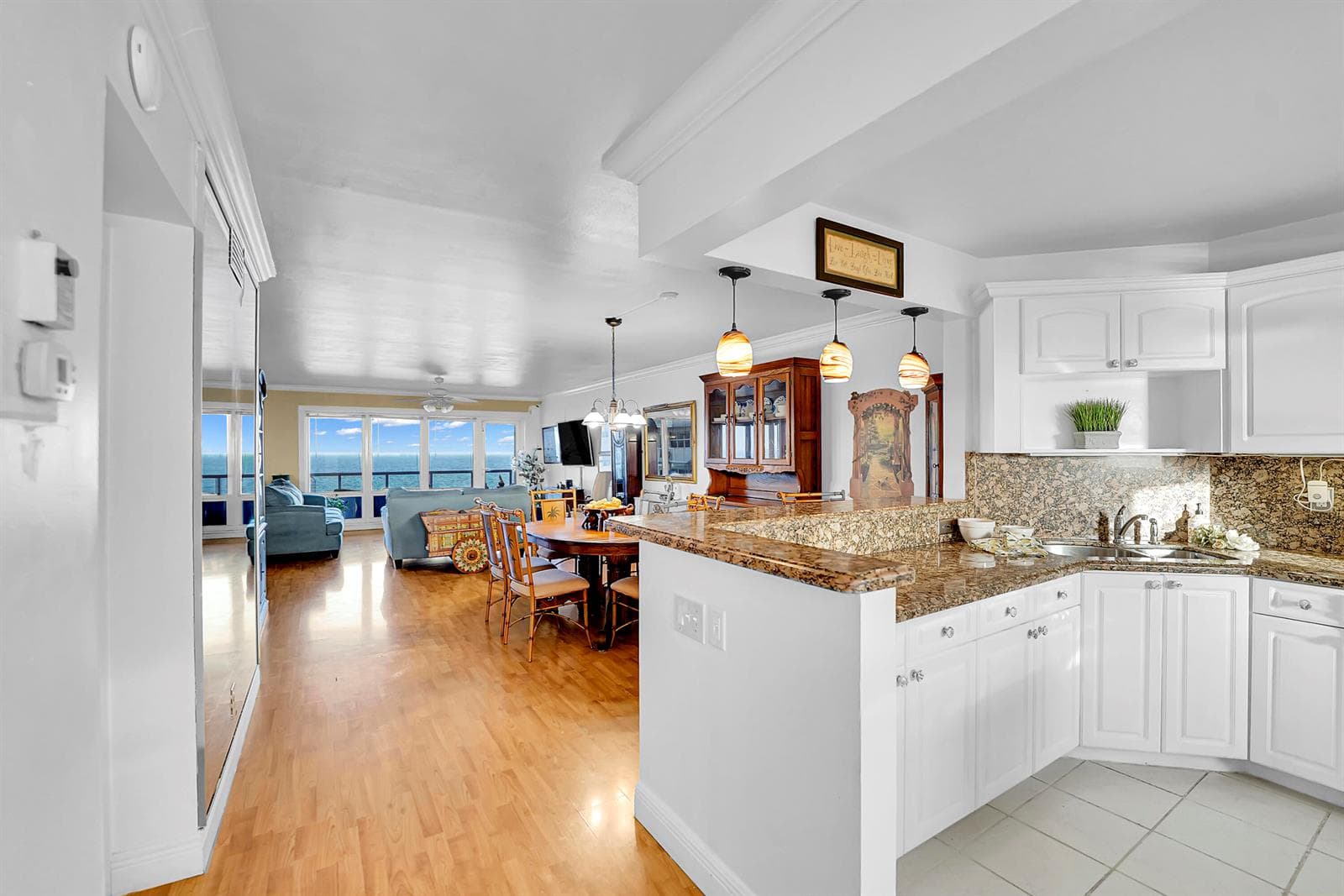 111 N POMPANO BEACH Boulevard 1611 photo 5