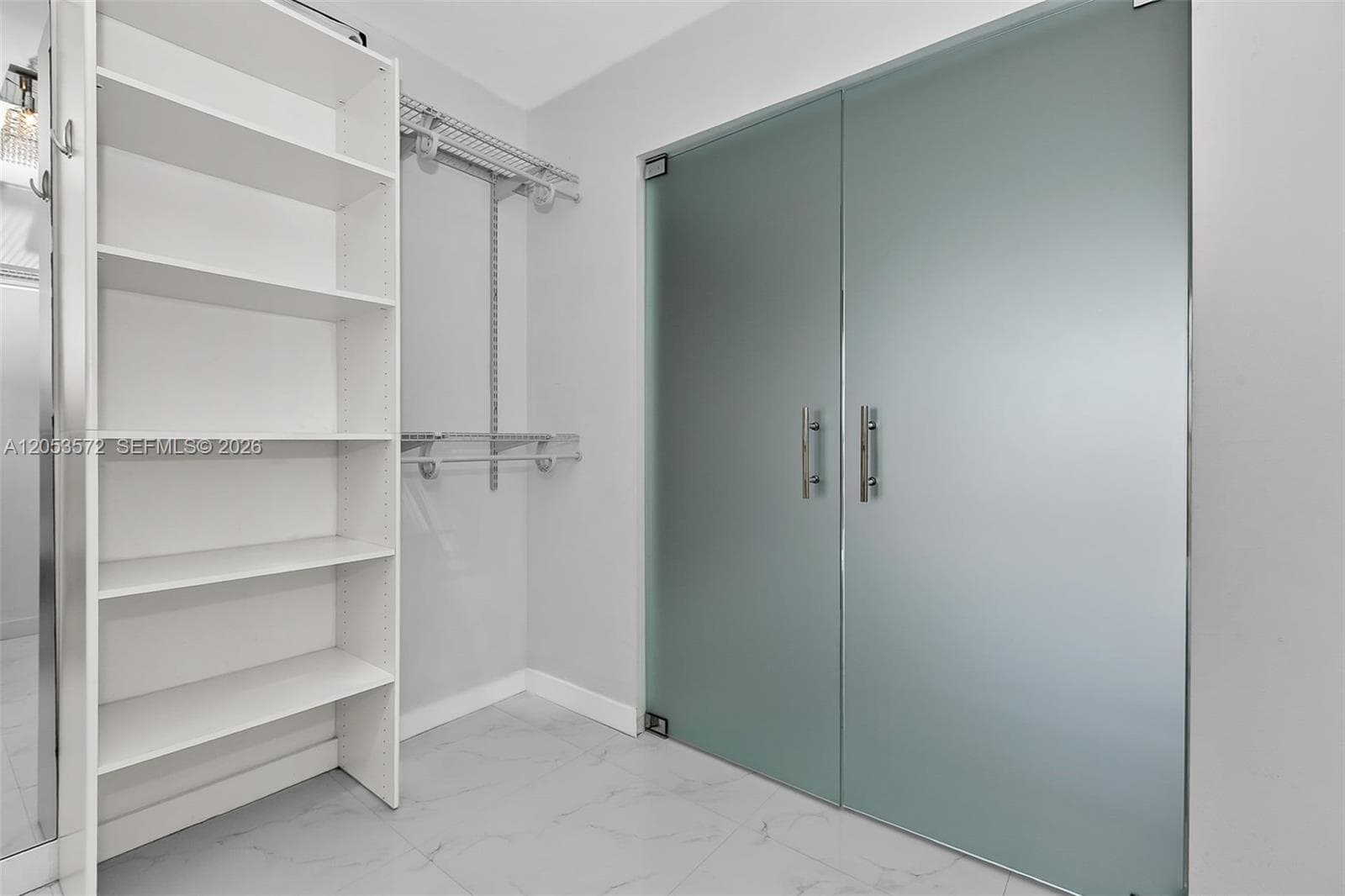 200 Leslie Dr 930 photo 18