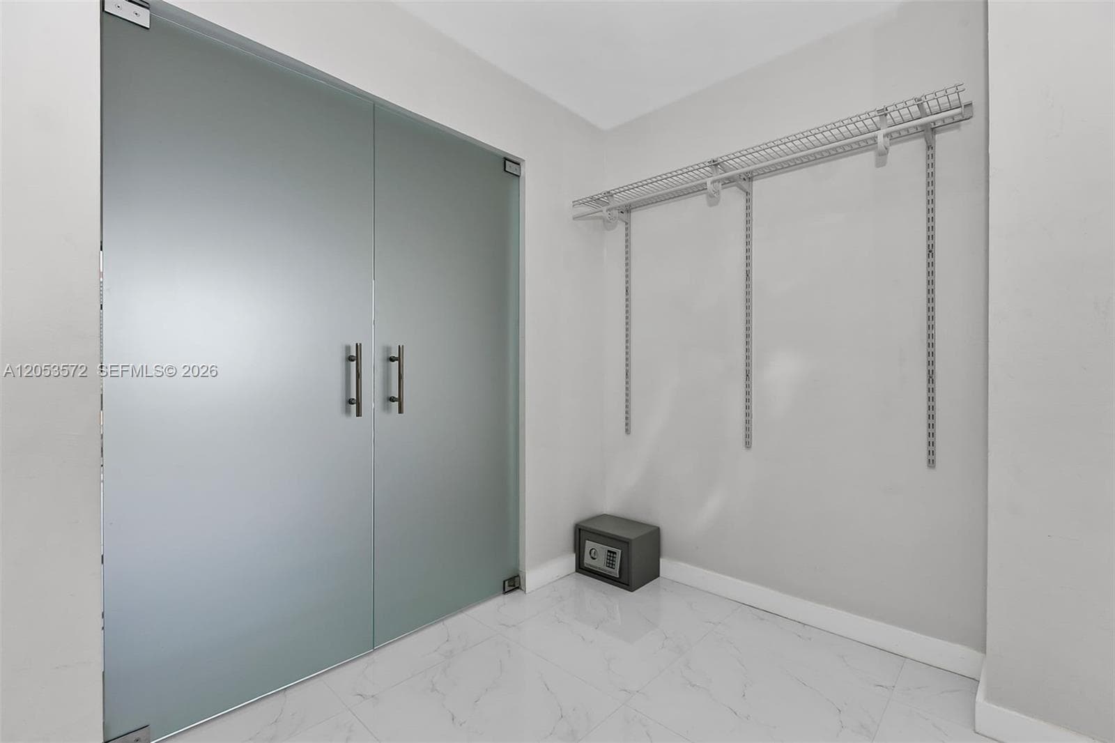 200 Leslie Dr 930 photo 19