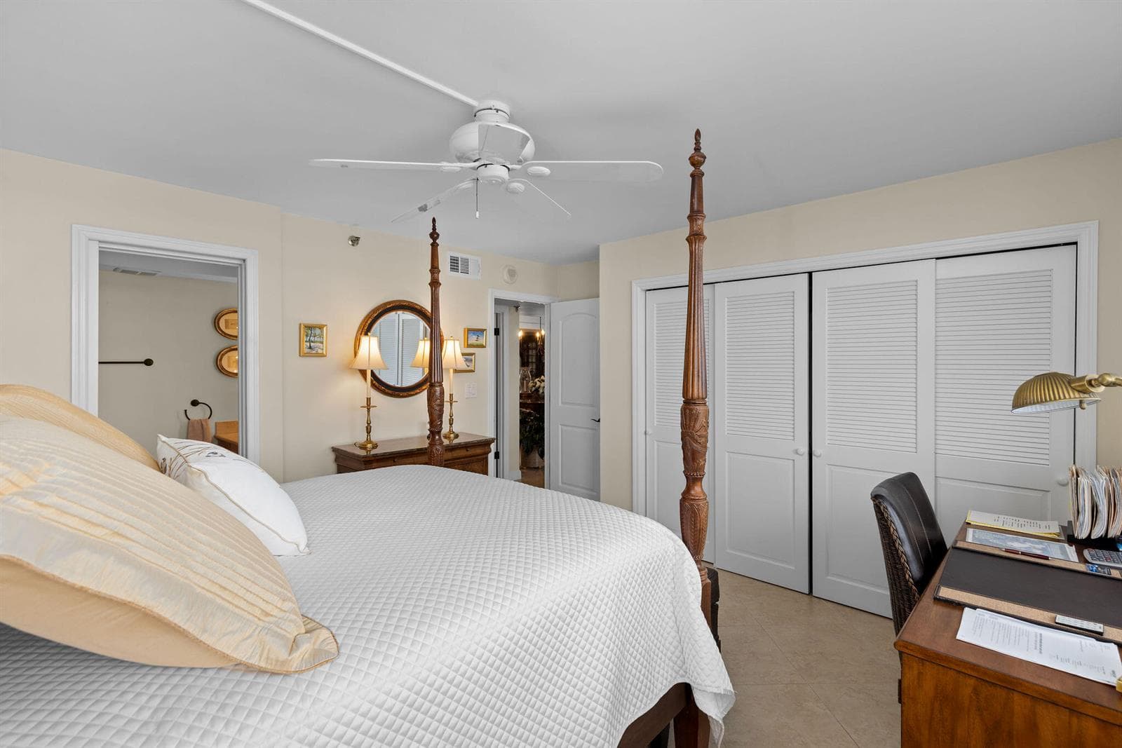 77 S Birch Road 7D photo 17