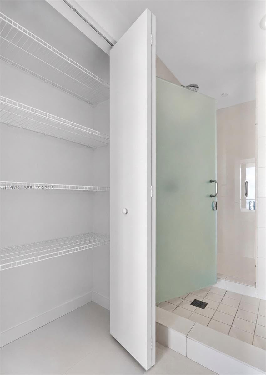 501 NE 31st St 1804 photo 20