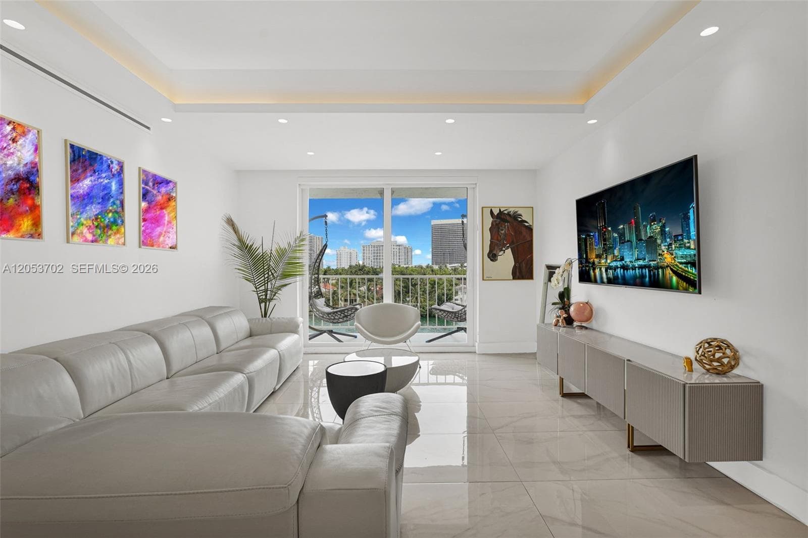 9721 E Bay Harbor Dr 6D photo 11