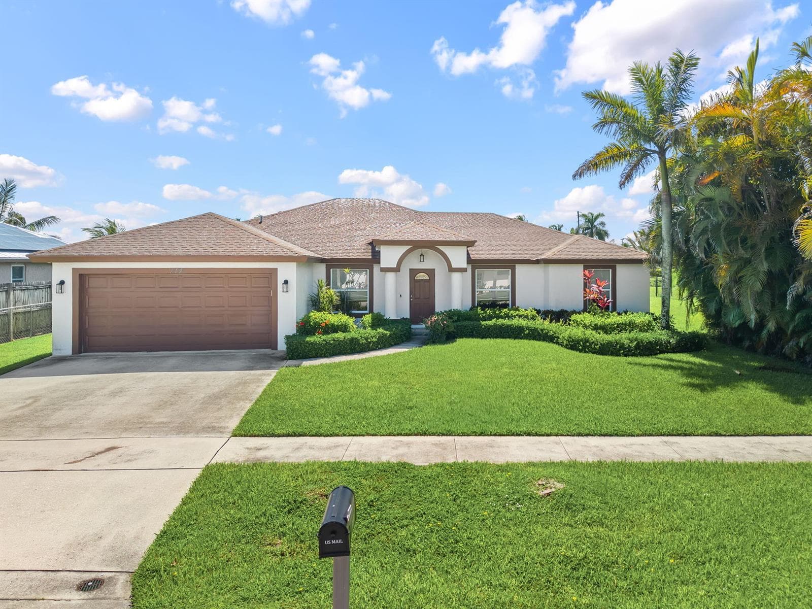 111 Meadow Woode Drive photo 1