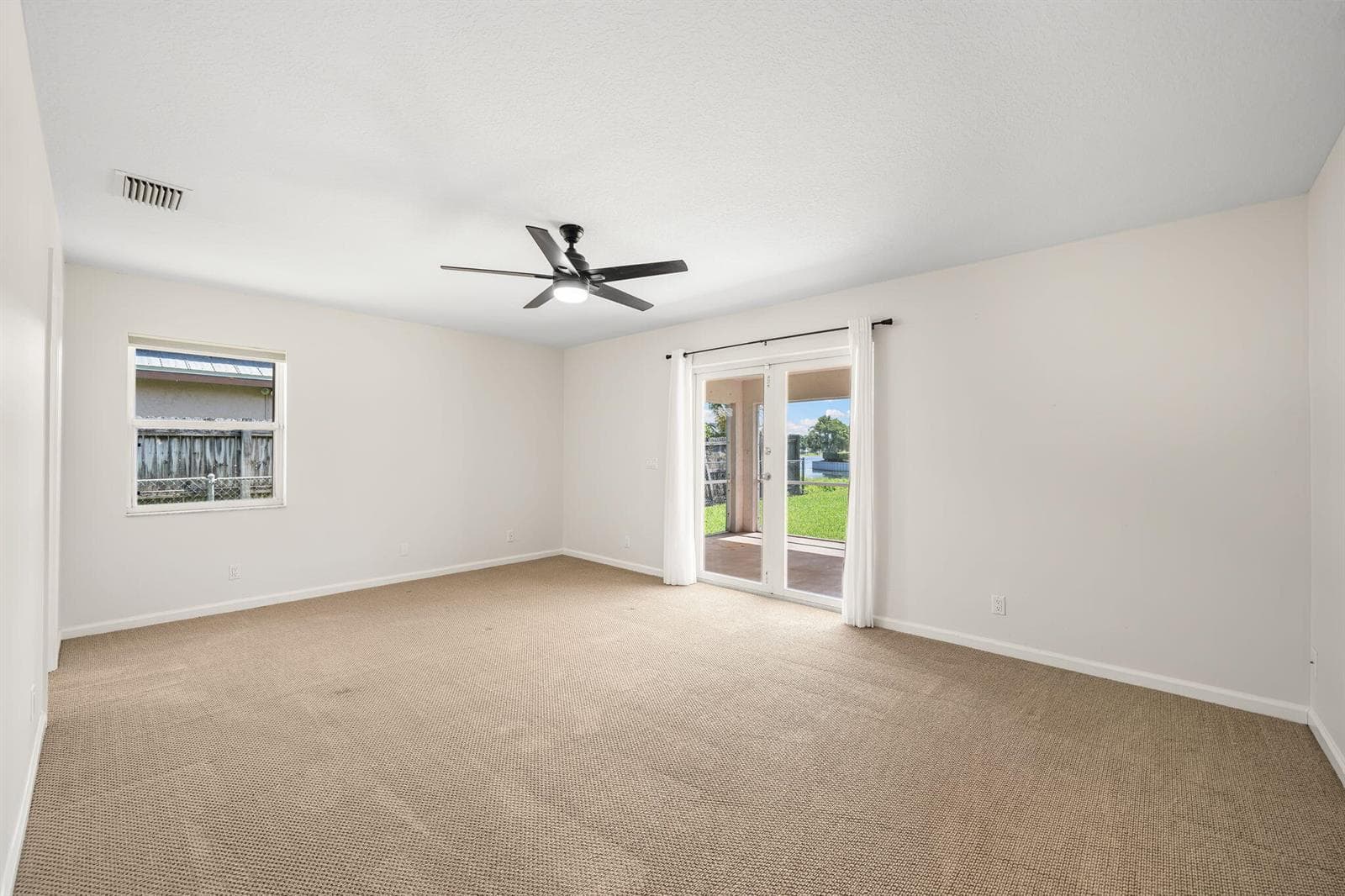 111 Meadow Woode Drive photo 15
