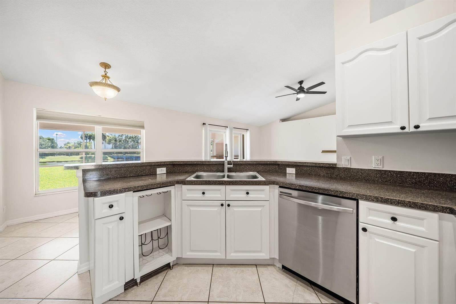 111 Meadow Woode Drive photo 11