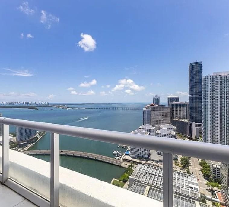 495 Brickell Ave 4105 photo 5