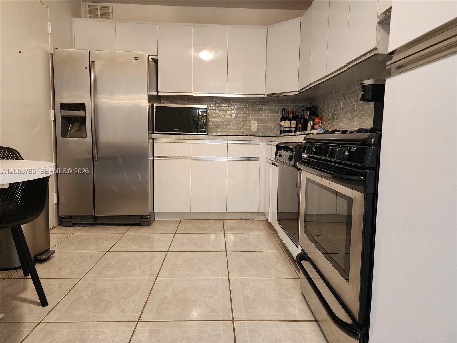 2030 S Ocean Dr 810 photo 9