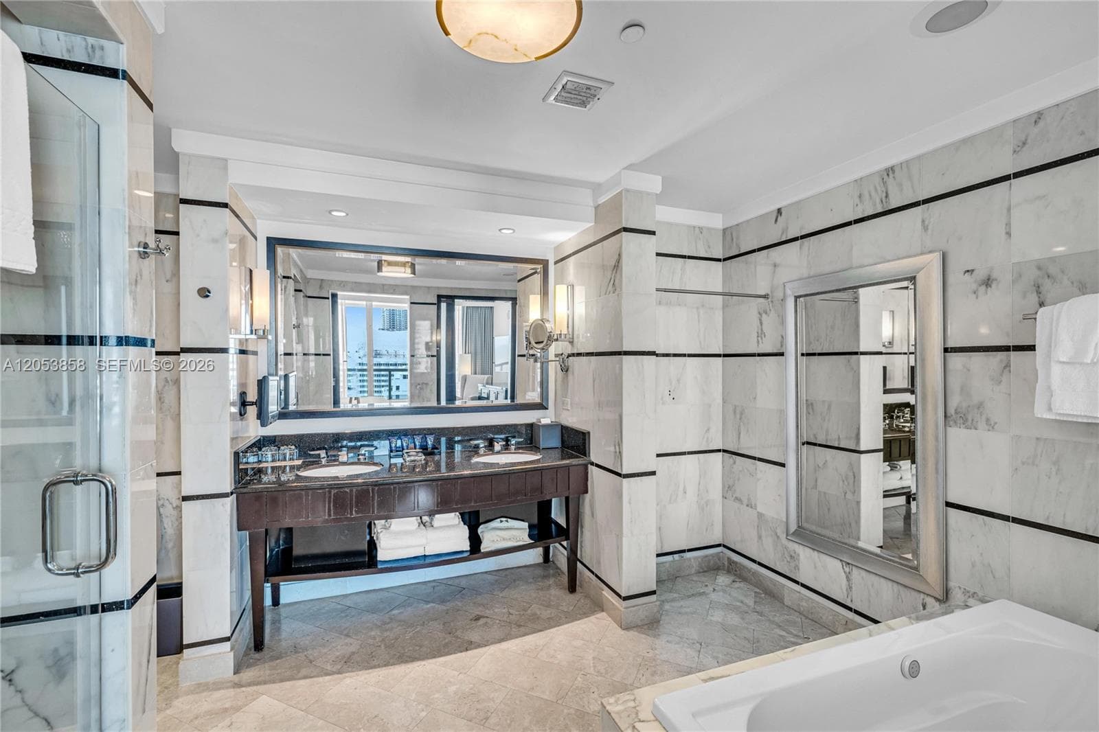 4391 COLLINS AVE 1707 photo 23