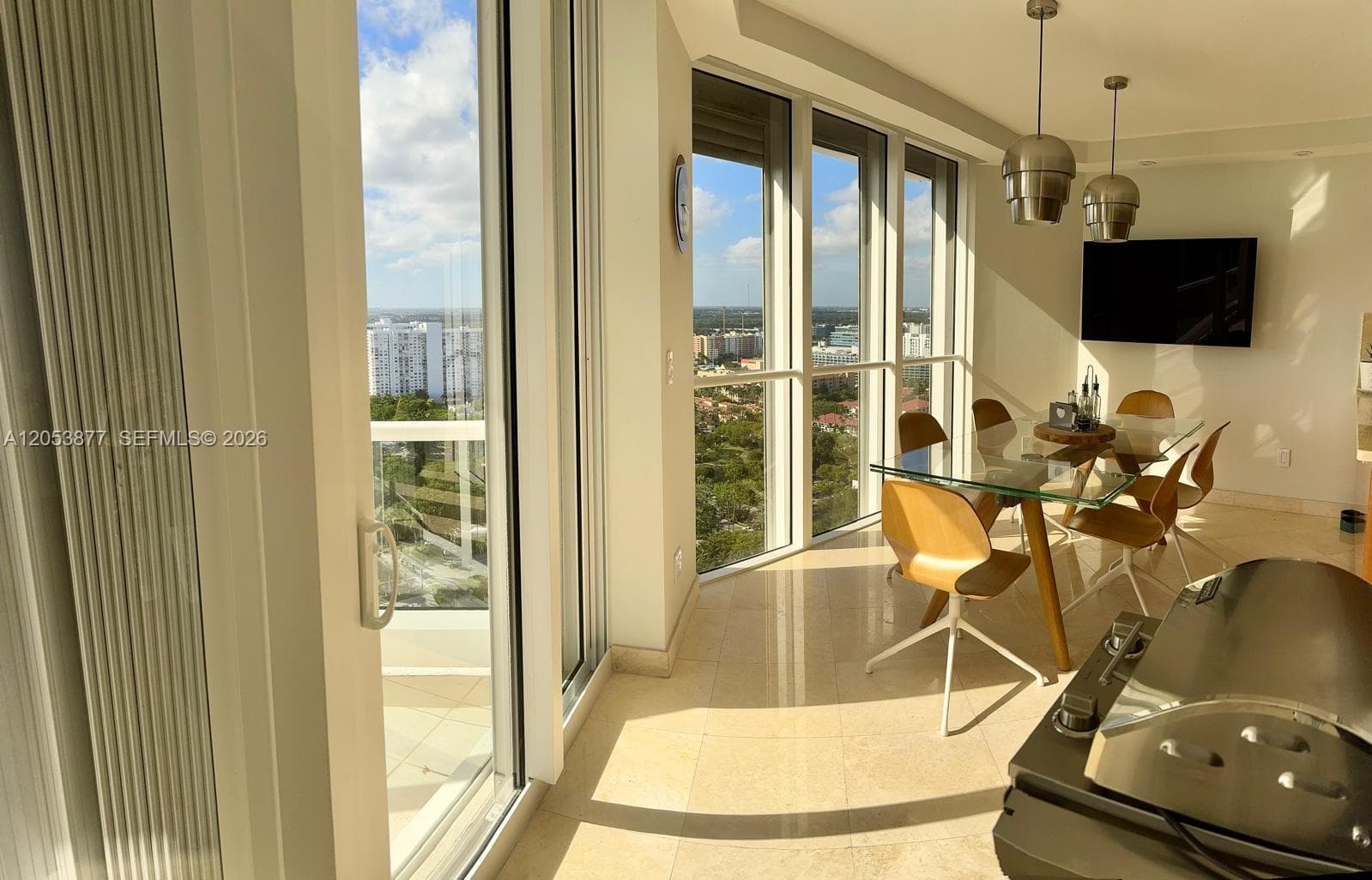 7000 Island Blvd 2809 photo 14