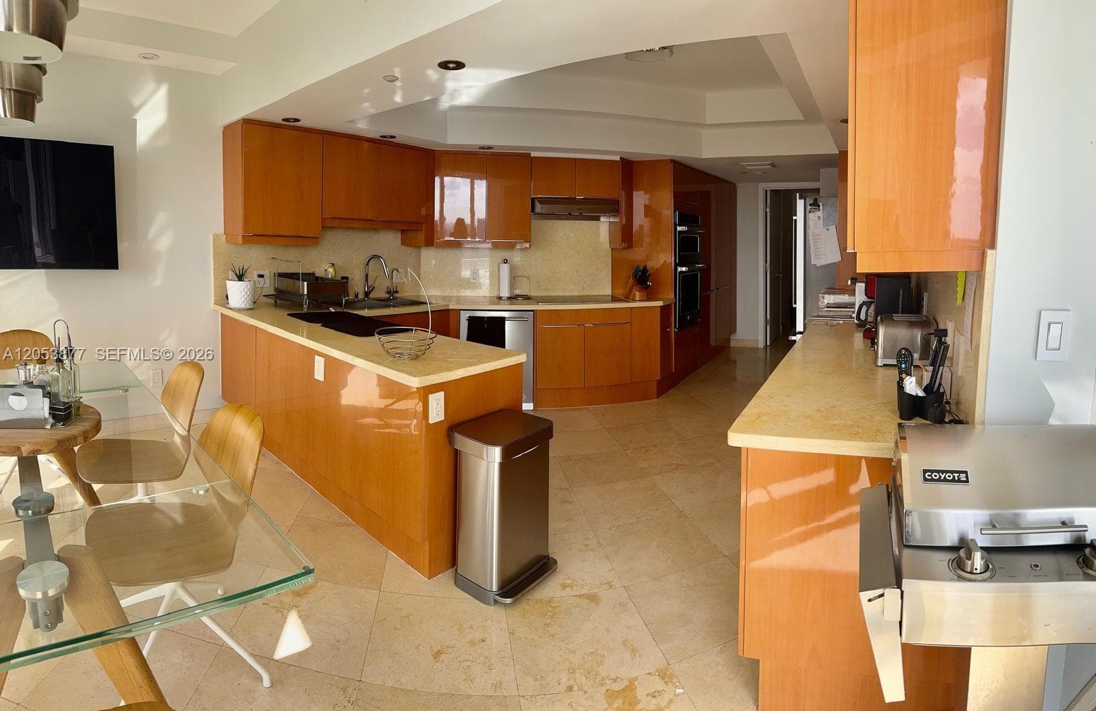 7000 Island Blvd 2809 photo 15