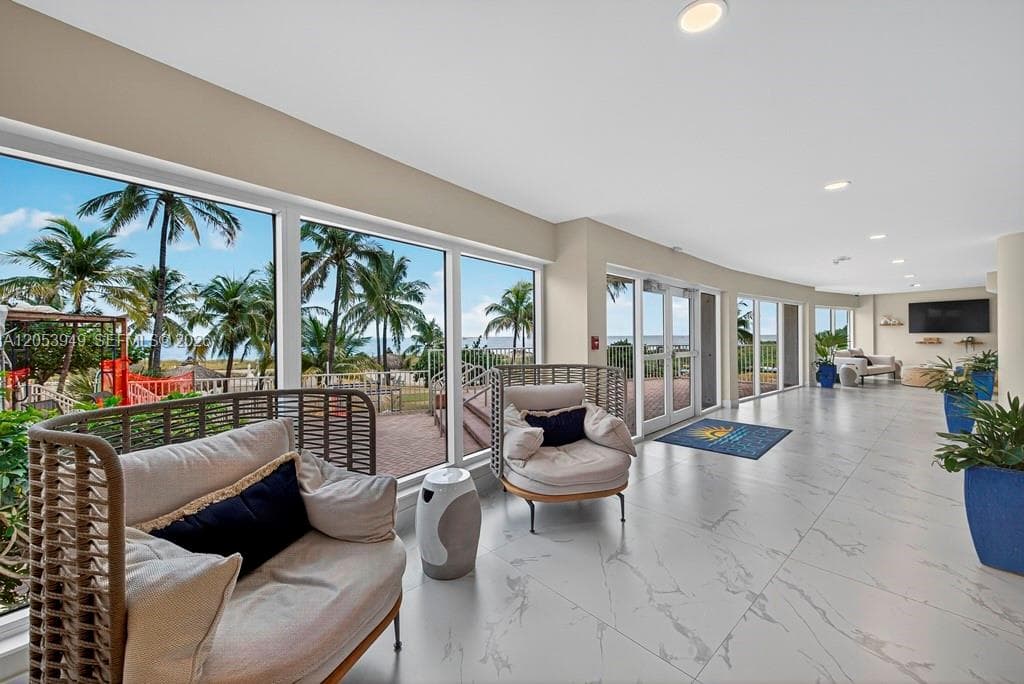 710 N Ocean Blvd 108 photo 17