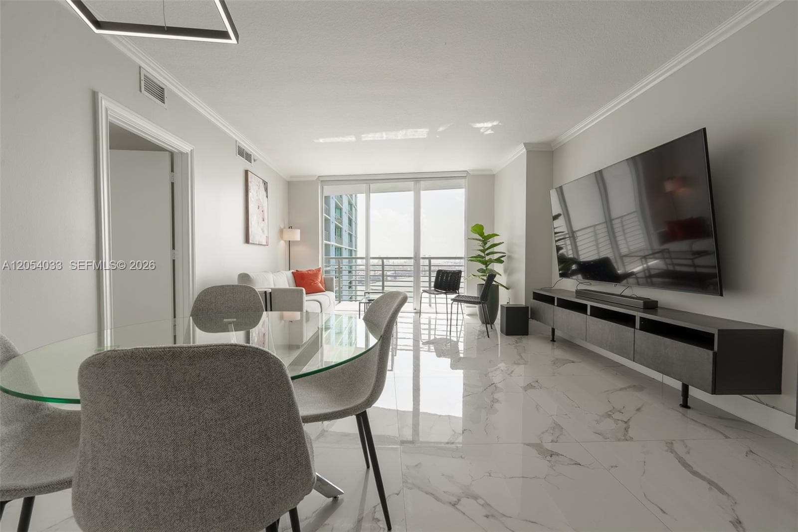 325 S Biscayne Blvd 3326 photo 9