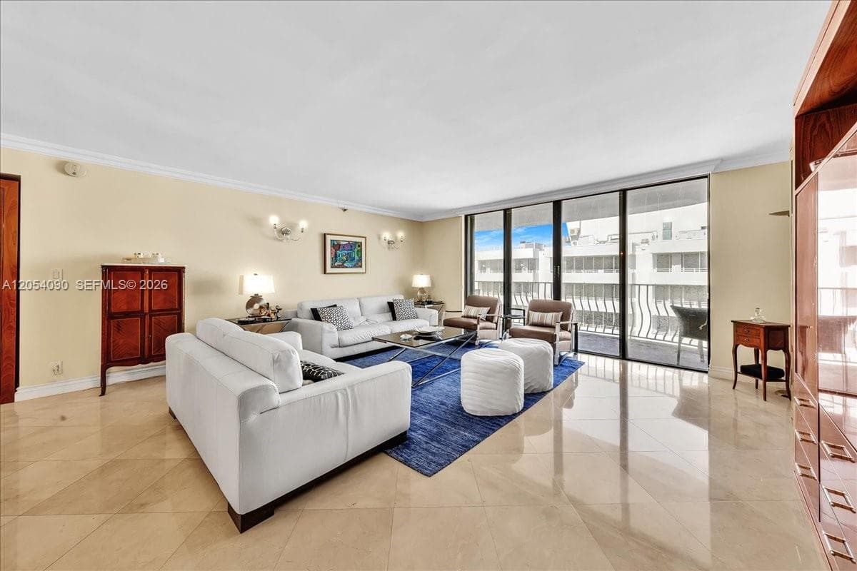 8877 Collins Ave PH-2 photo 6
