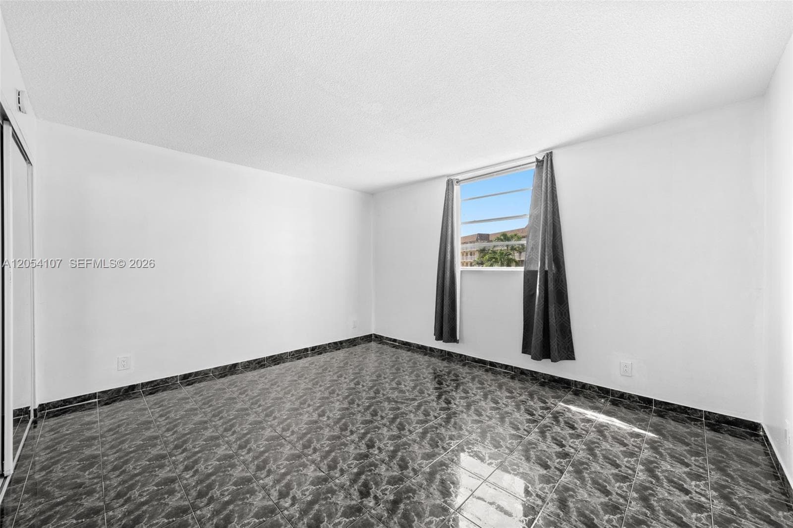 1913 S Ocean Dr 208 photo 12