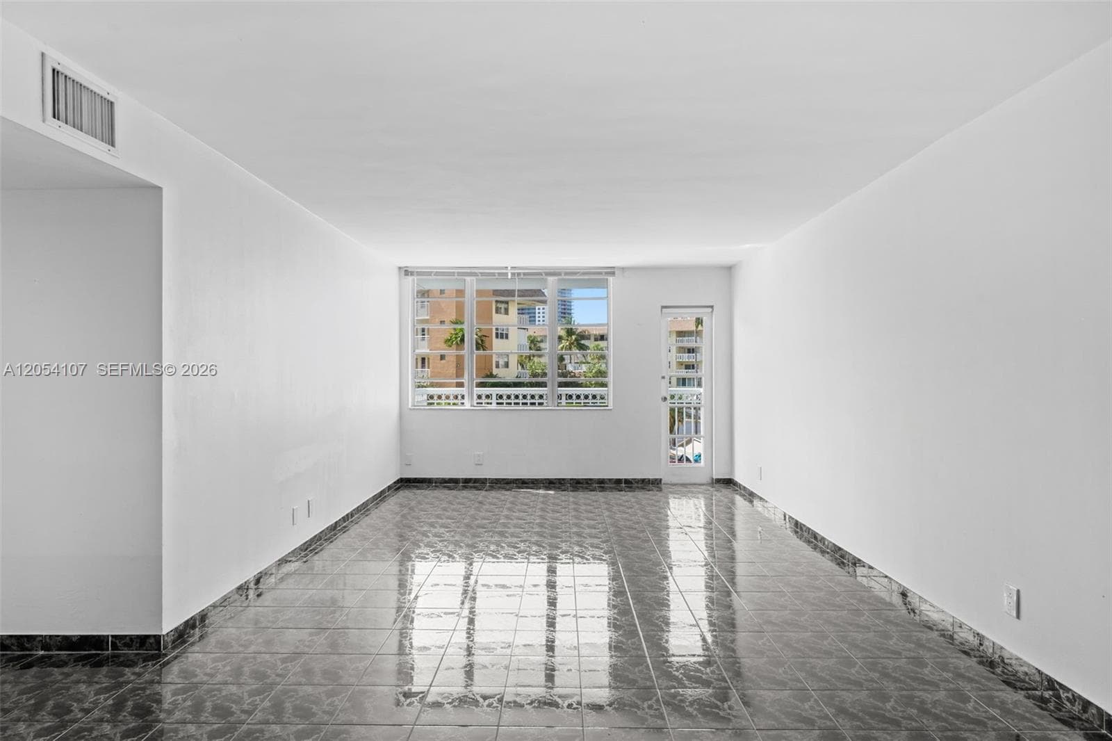 1913 S Ocean Dr 208 photo 10