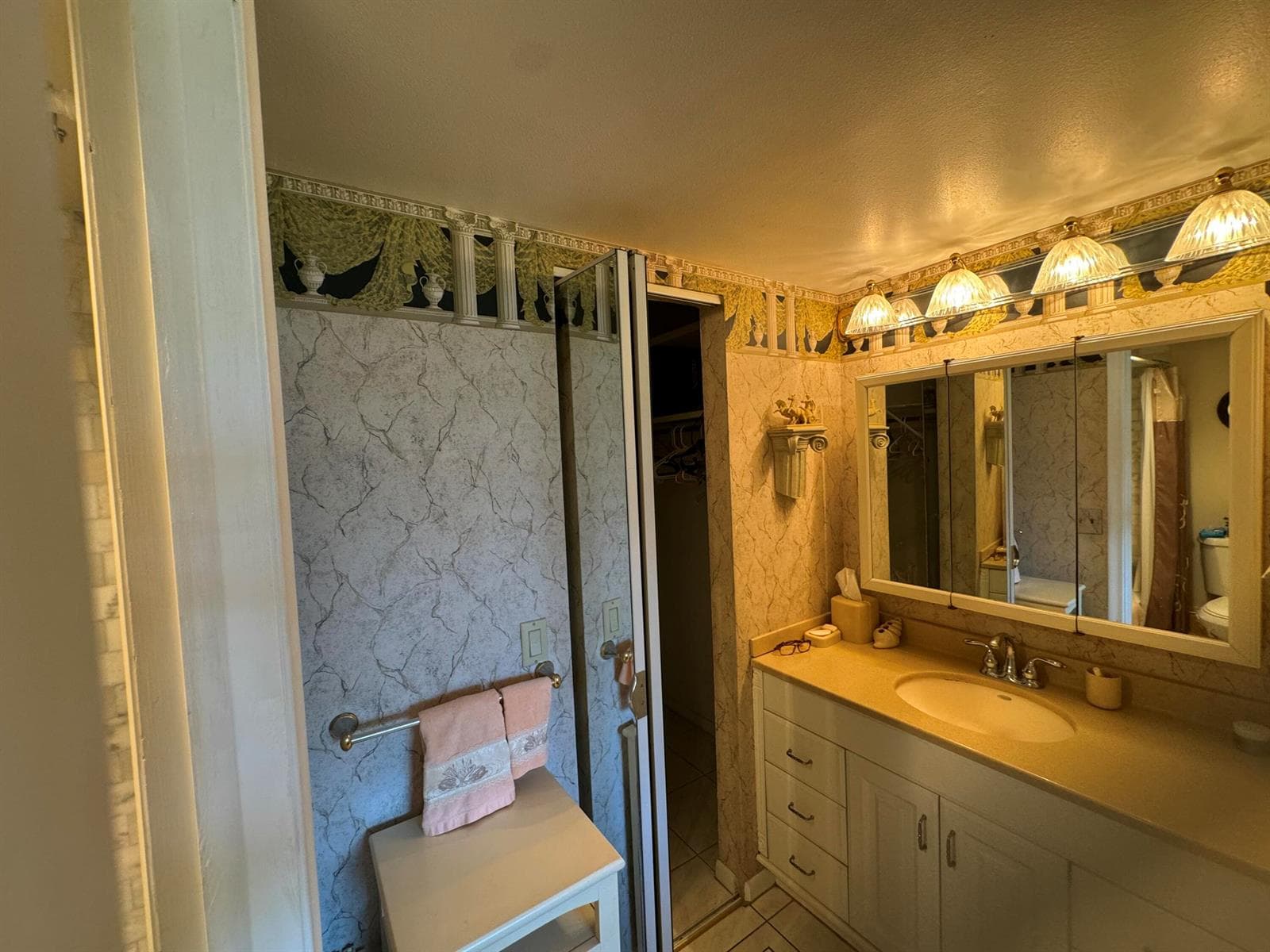1350 RIVER REACH Drive 106 photo 12