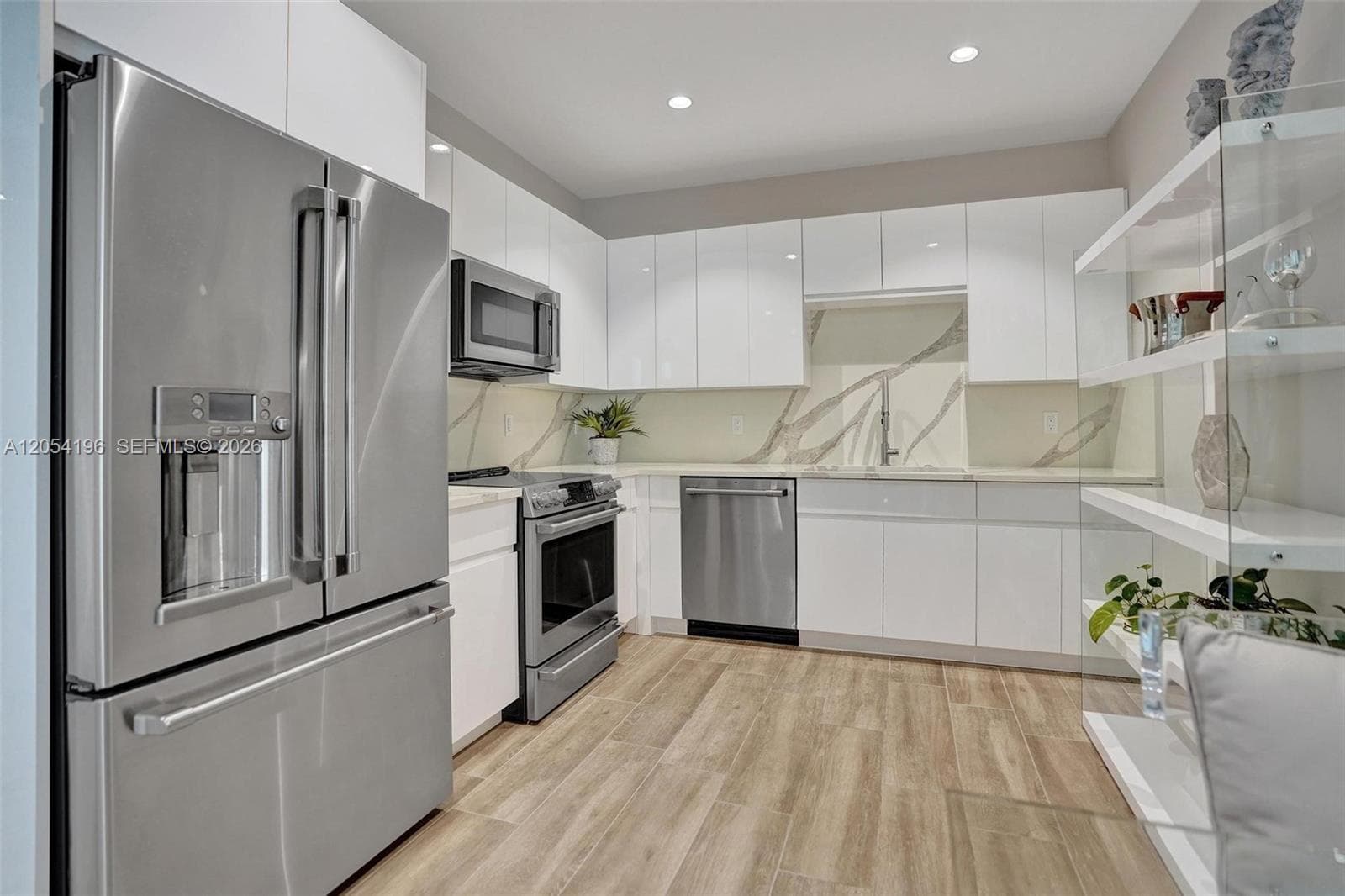 41 SW Seminole St 209 304 310 photo 18