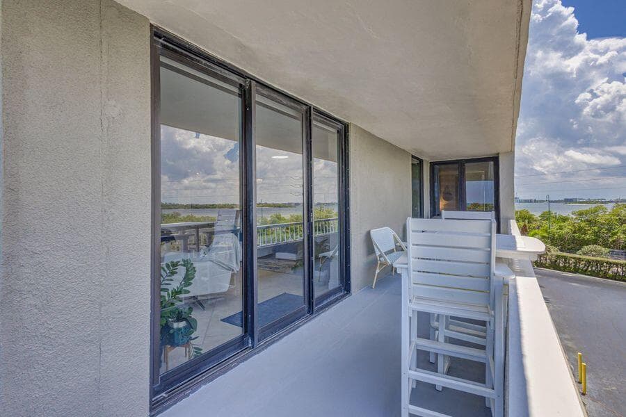 5550 N Ocean Drive 3c photo 8