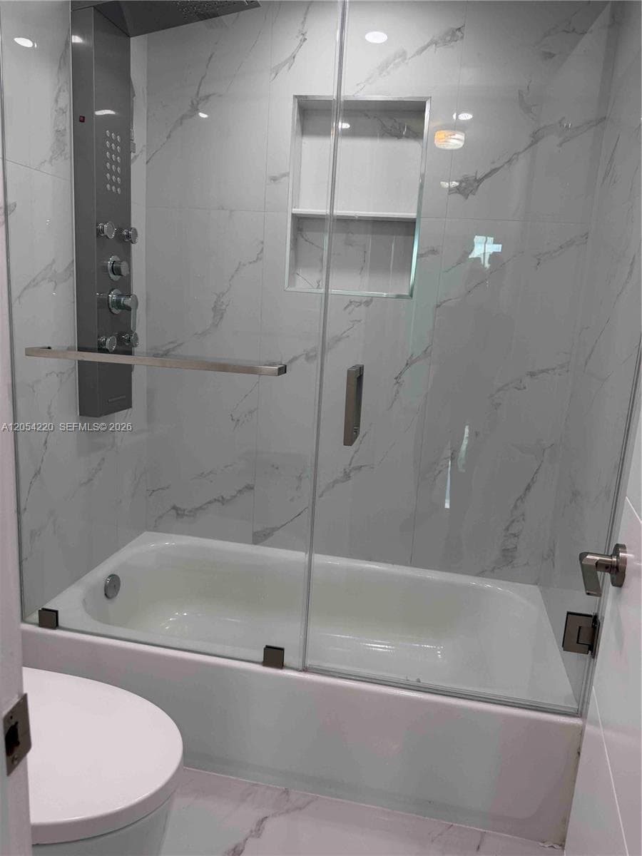 500 Bayview Dr 232 photo 24
