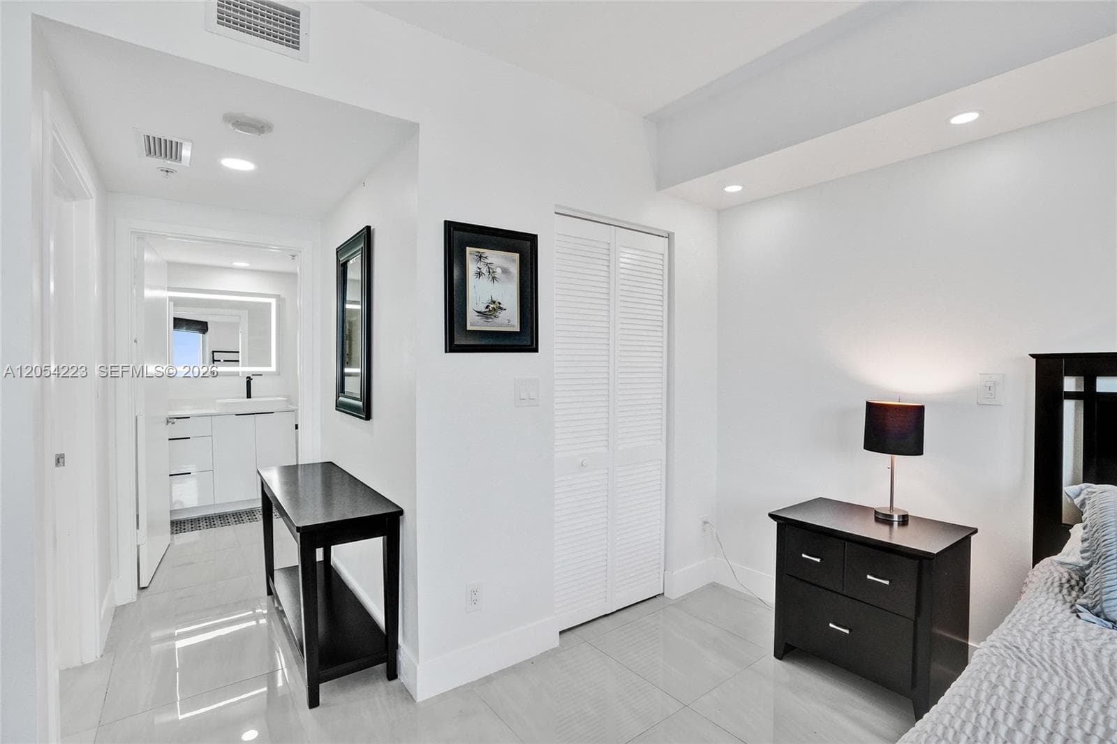 335 S Biscayne Blvd 3807 photo 18